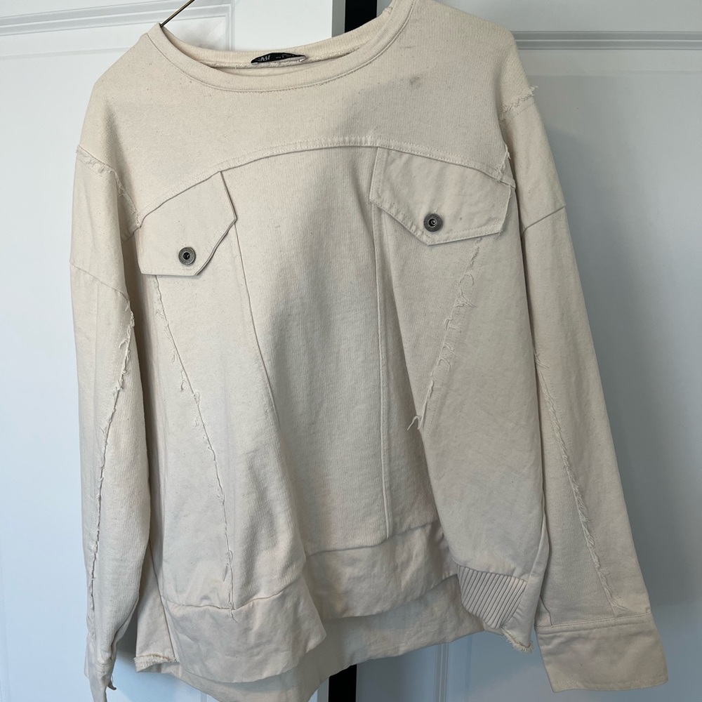 ZARA CREAM LONG SLEEVE WITH FRONT POCKETS